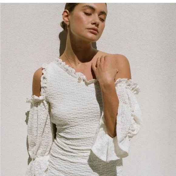 SABO: backless tie up dress - Picture 3 of 12